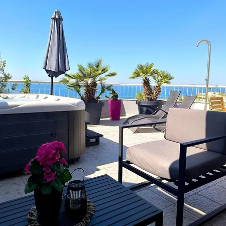Luxury Julija - Znjan